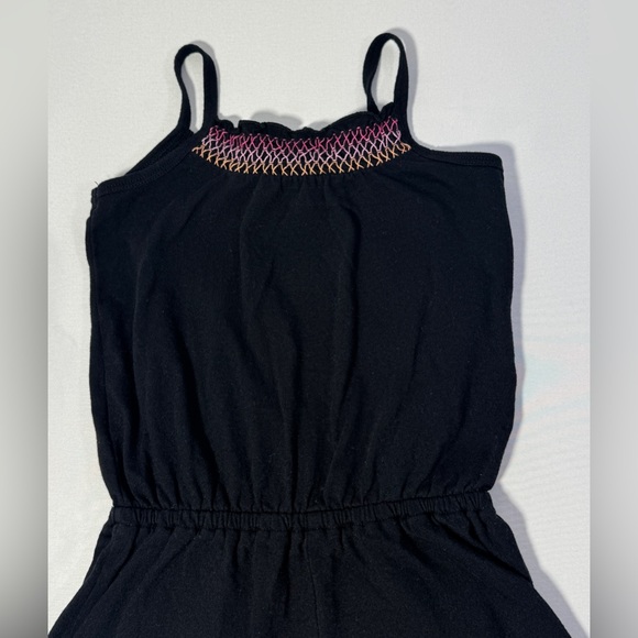 The Children’s Place Smocked Romper One Piece Shorts Black Ruffle Girls 4T - Picture 3 of 10